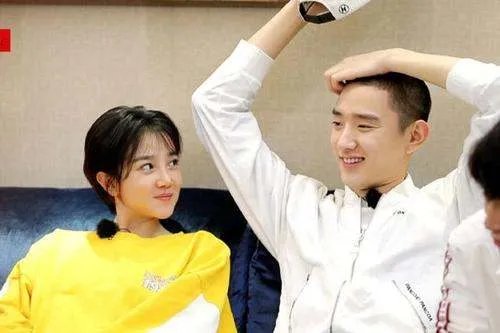 于小彤方否认与陈小纭分手,陈小纭方为何还没有反应?