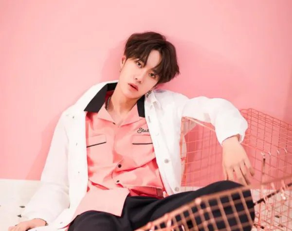 王一博家庭条件如何?是家境好才能去韩国当练习生吗?