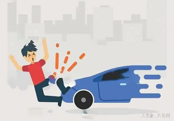 被老天怜悯的人！男子10秒内死里逃生2次竟然只是轻伤，当时情况如何？