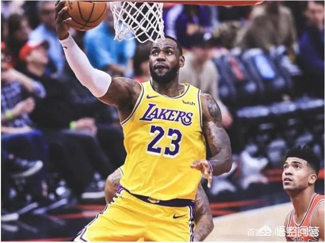 35岁老汉詹姆斯梦回巅峰再现隔人暴扣，是不是该起一个响亮的称号？