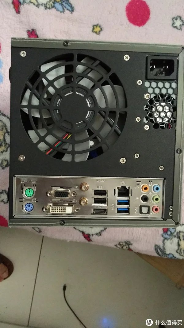 万由 U-NAS 硬件改造，不一样的高级玩法