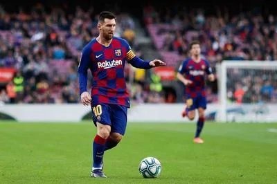 当梅西最后终于宣布退役时,你会做(想)些什么?