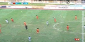 亚洲杯上，沙特9号卡马拉对阵国足上演帽子戏法，他是什么来头？为什么会这么强？有什么经典表现吗？