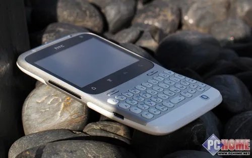 HTC罕有键盘风 HTC CHACHA腾讯版初体验