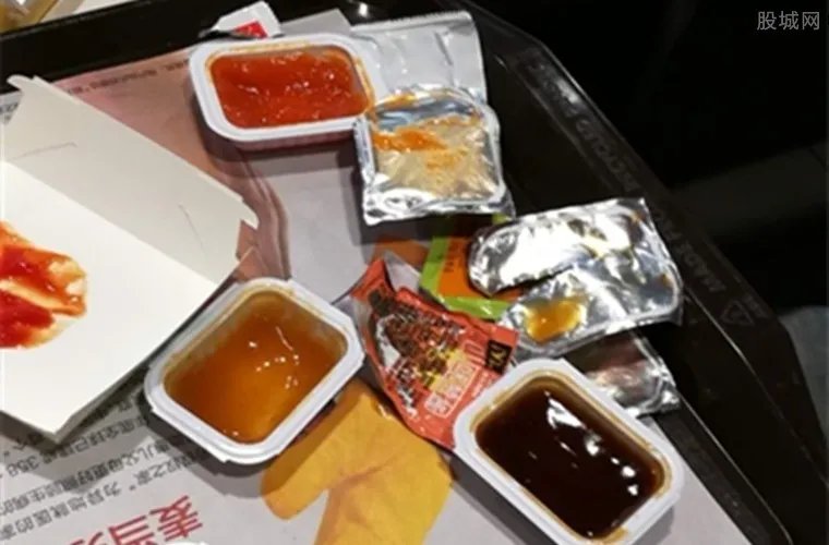 麦当劳网红酱返乡 火爆全美的四川辣酱回国遇冷