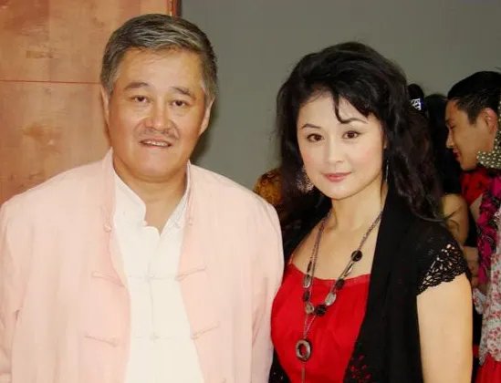 赵本山或将缺席于月仙葬礼,弟子接二连三出事,“赵氏集团”还能撑多久?