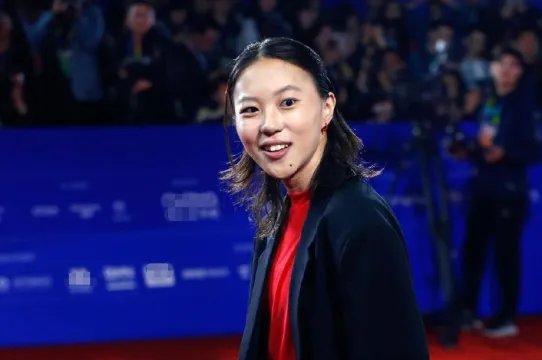 窦靖童获北京国际电影节天坛奖最佳女配，你觉得实至名归吗？