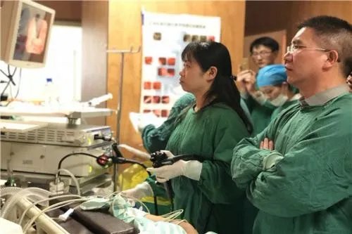 涂磊因静脉曲张脚蹬机舱，这个两亿人都有的病，为什么却很少人被重视？