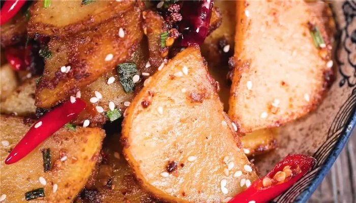 干锅土豆片的家常做法 干锅土豆片的做法