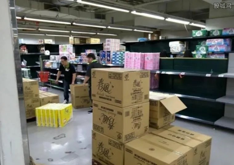 全民疯抢卫生纸 纸浆成本上涨将致卫生纸价格提升