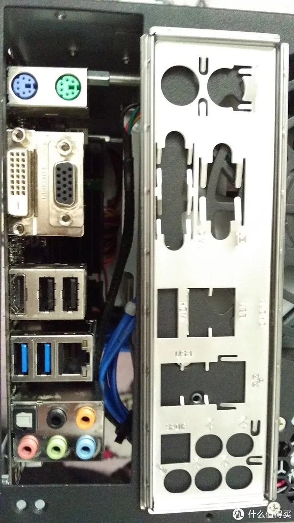 万由 U-NAS 硬件改造，不一样的高级玩法