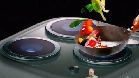 新iPhone摄像头被玩坏了是什么梗?