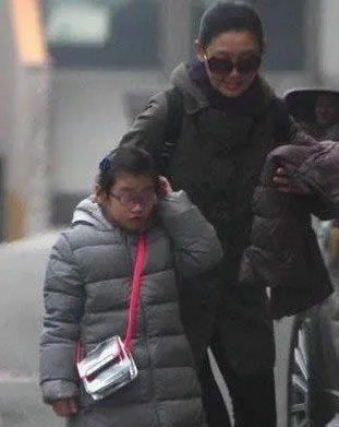 徐帆个人资料：揭徐帆个人资料及家庭背景