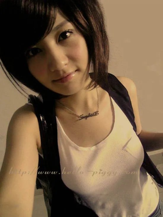 笨笨粉猪是谁呢?