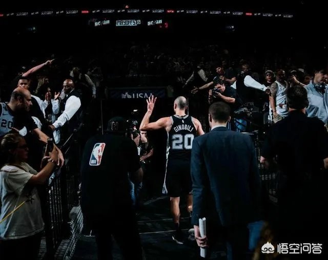 吉诺比利宣布退役，你觉得他是因为帕克被莱昂纳德逼走，对马刺失望了吗？