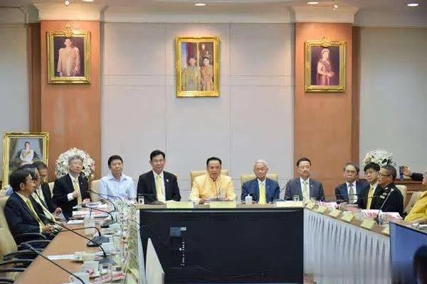 泰国宣布暂停18国落地签证，为何泰国直到现在才做出疫情防控措施？