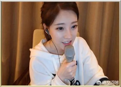 如何评价冯提莫？