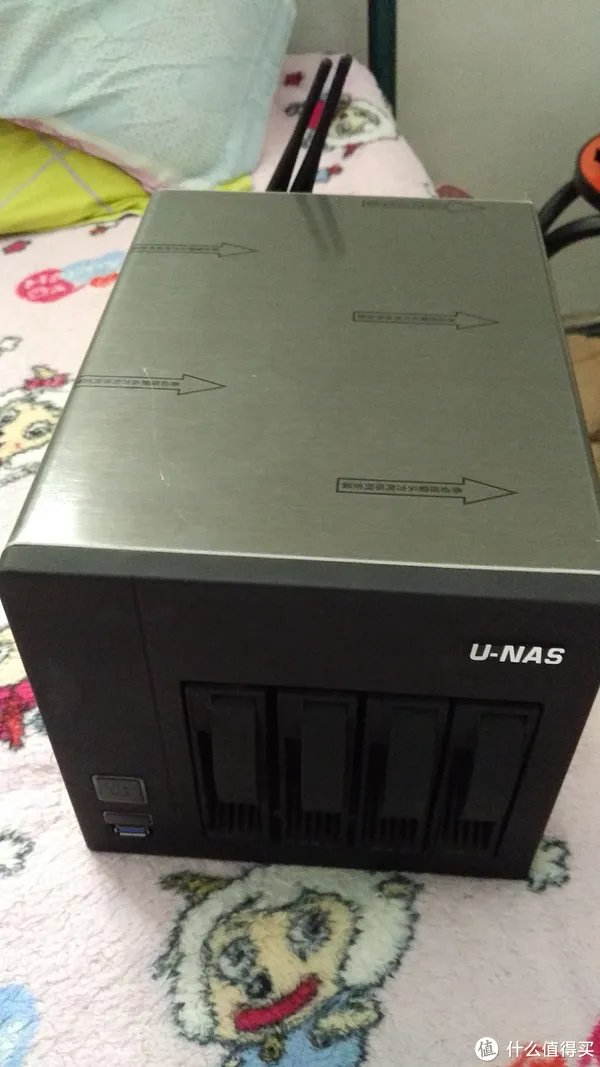 万由 U-NAS 硬件改造，不一样的高级玩法