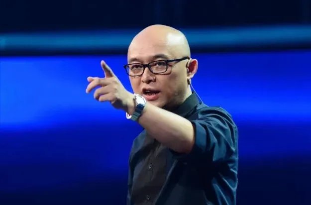 如何看待孟非怒斥微商这件事?