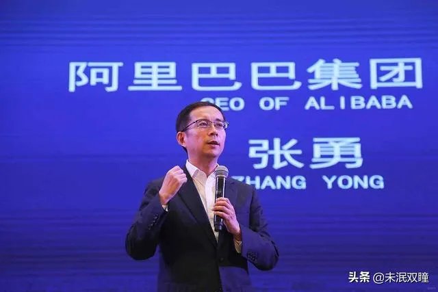 蒋凡伤害原配,却向同事道歉,你觉得他怎么考虑的?