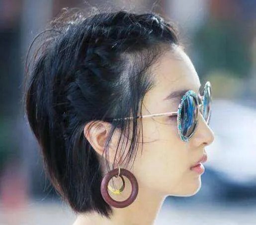 头发半长不短怎么办