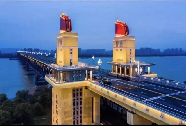 告别“人挤人”，南京多景区需提前预约, 你怎么看？