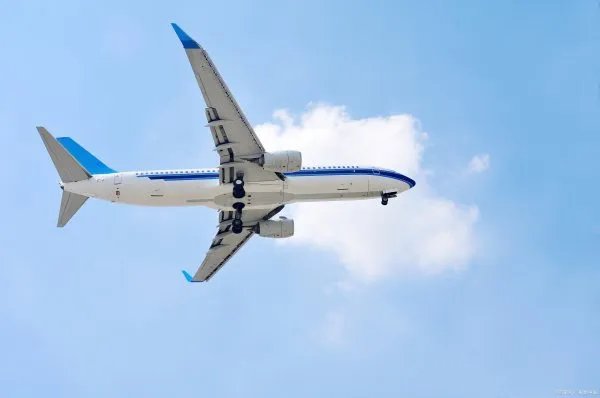 东航坠机现场仍未找到幸存者，我们如何才能抚平遇难者家属的伤痛？