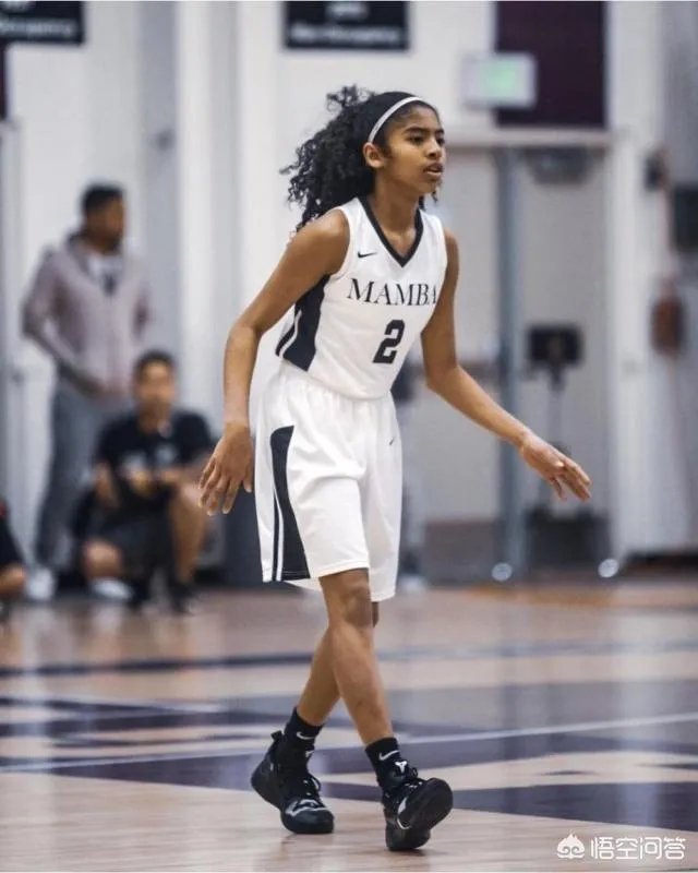 科比即将迎来第四个女儿,球迷为什么说压力全在梅西身上了?