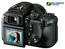 900万像素全能 富士长焦S9600套装促销