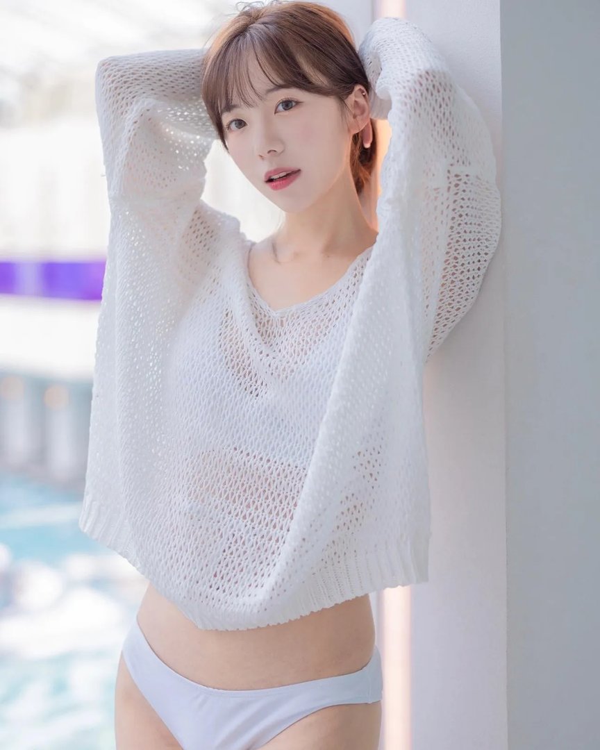 韩国美女模特李素英福利图赏 性感火辣身材出众