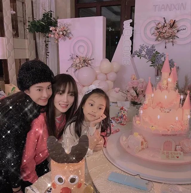 15年前高晓松是不是曾一语道破李小璐如今的婚姻状态?