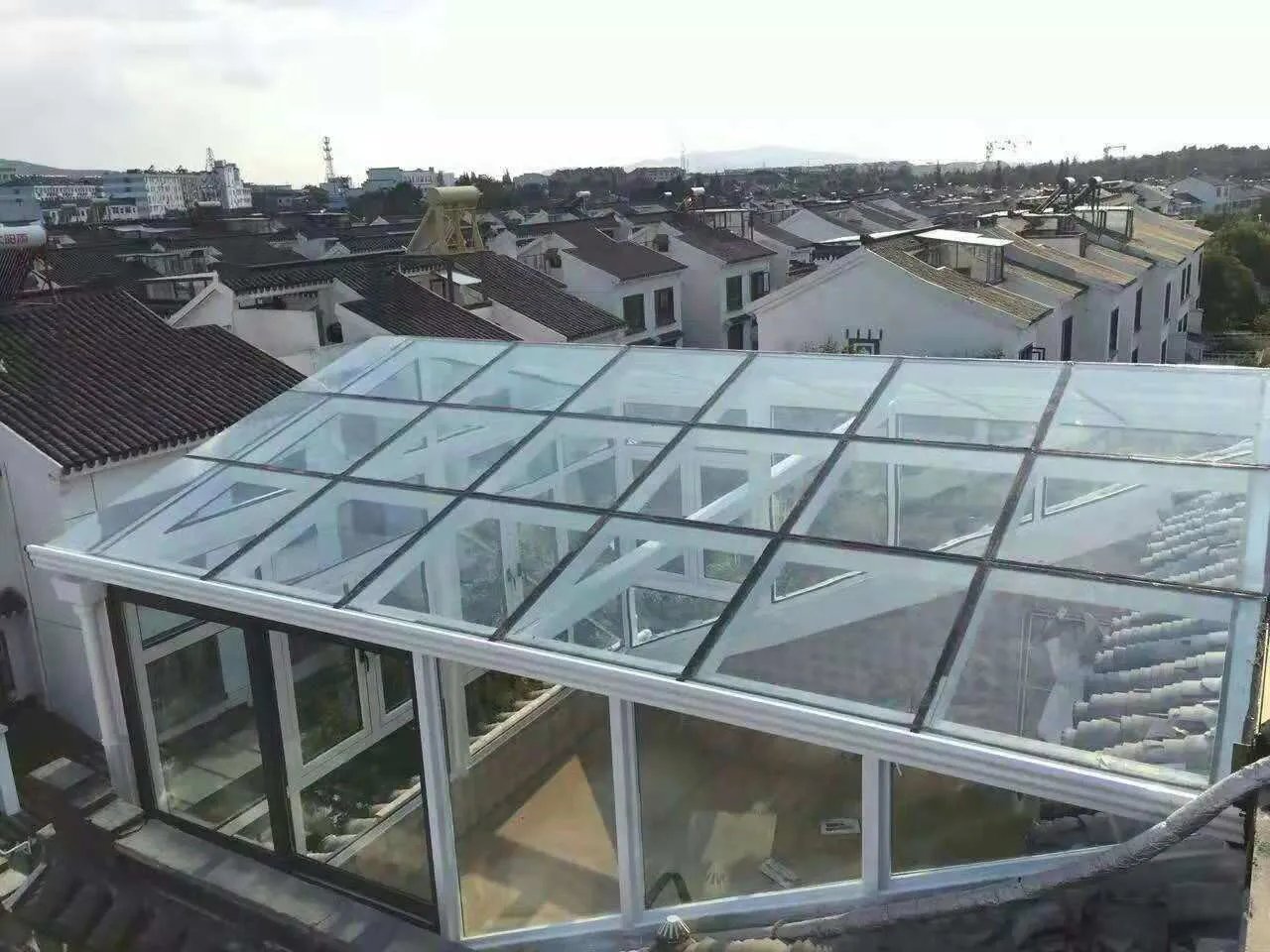 中空玻璃和夹胶玻璃的区别是什么???