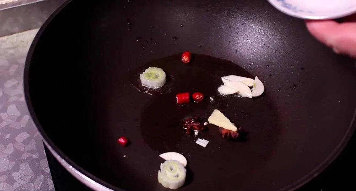 炒鸡怎么做好吃又简单