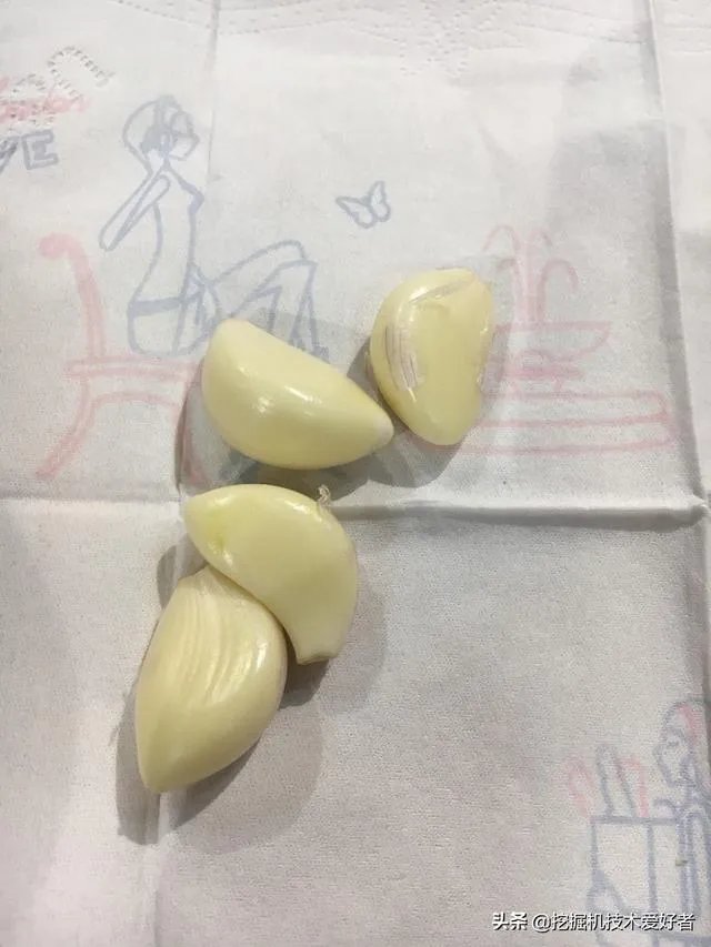 幽门螺杆菌最怕3种食物，每天吃，胃病不药而愈，是哪三种？