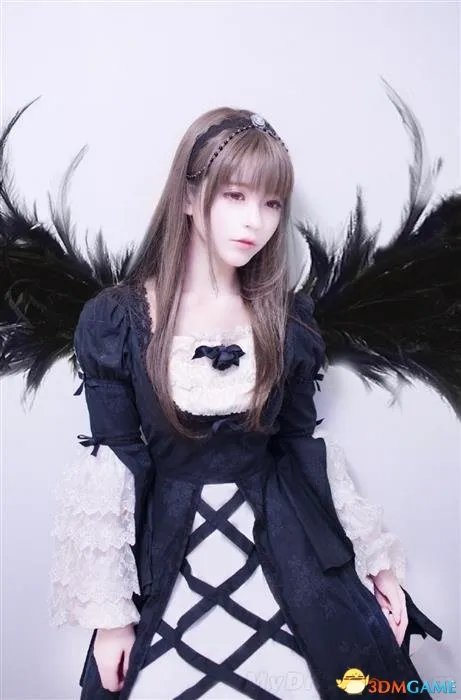 韩国清纯女孩爆红网络 网友感叹韩国医生医术精湛