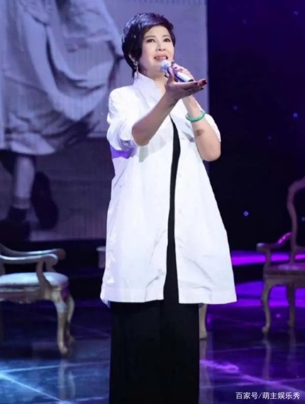 天后杭天琪,被曝白马会所常客后遭嘲,背后是3次婚姻的伤痕,近况如何?