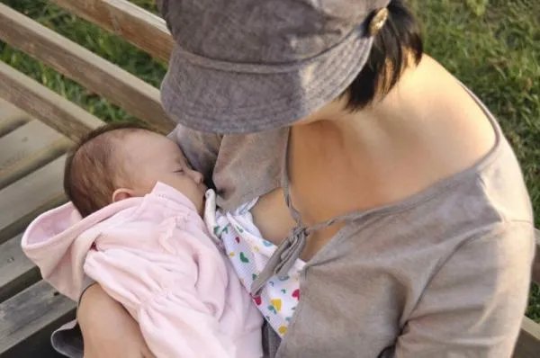 乌鲁木齐月嫂价格大概多少钱1.2万一个月是不是很贵？