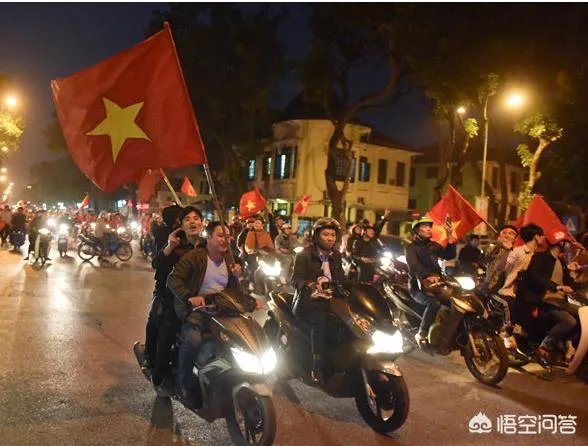 U23亚洲杯越南队为什么能够淘汰卡塔尔进入决赛，裁判不帮忙了吗？