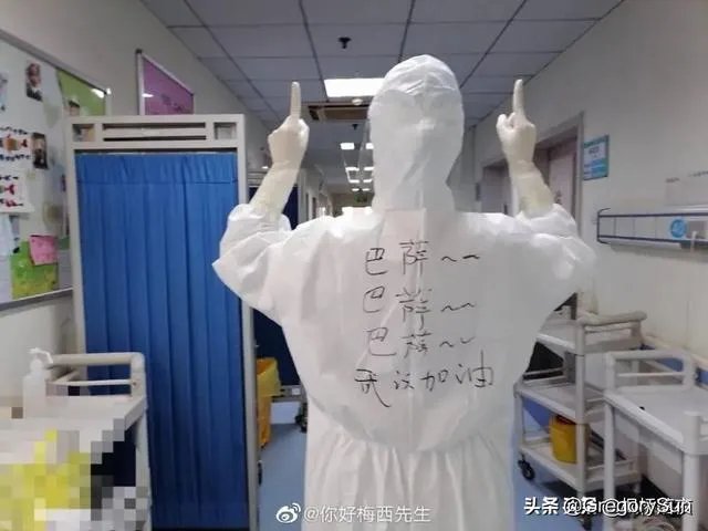 为什么最近所有的投票梅西排名都在C罗前面？