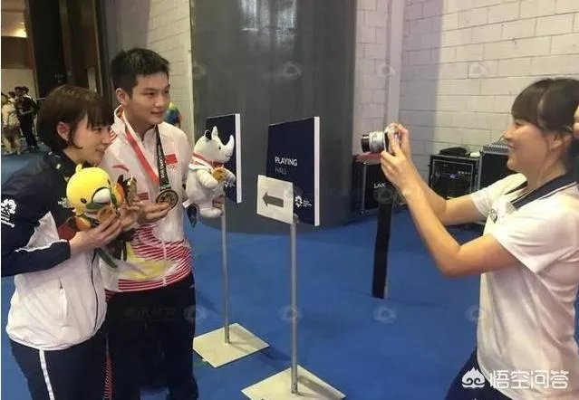 徐孝元主动要求与樊振东合影,并把照片发到网上,她这是对“小胖”暗示吗?