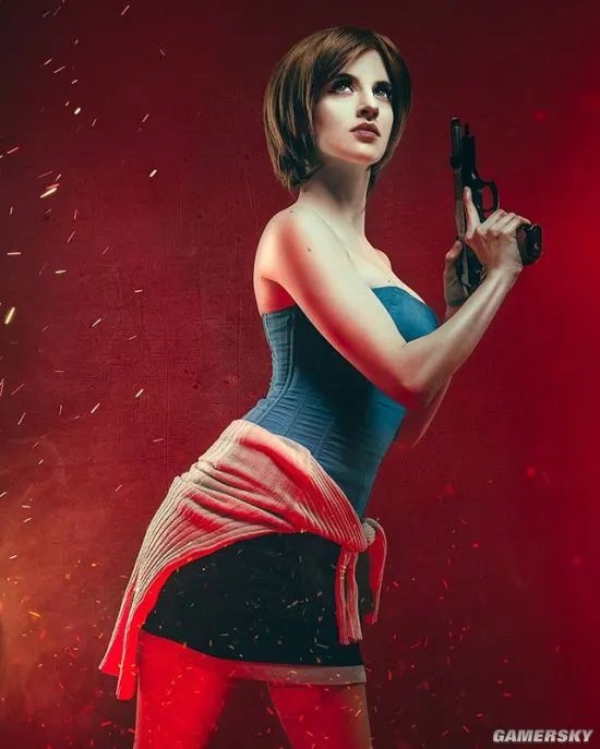 《生化危机3》吉尔COS 性感短裙大战追踪者