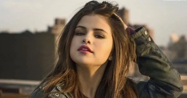 赛琳娜妈妈承认不喜欢比伯,如何评价赛琳娜与比伯的恋情?