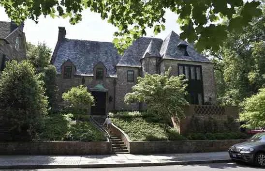 奥巴马退休后都干些什么？