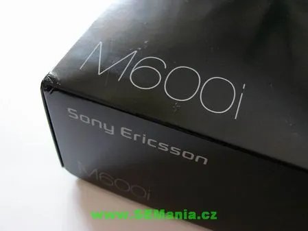 索爱M608本月登陆ZOL 欧版M600多图先赏