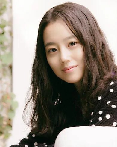 文彩媛整容前照片曝光 网友大呼不忍直视