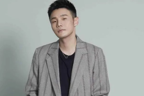 李荣浩骂骂咧咧退出直播间，咋回事？