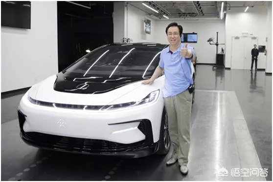 记者探访贾跃亭美国造车工厂，没有任何生产设备，仅一名员工打卡，你怎么看？