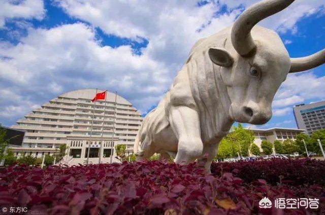 2018全国十大最丑建筑物又有云南入选,你怎么看?