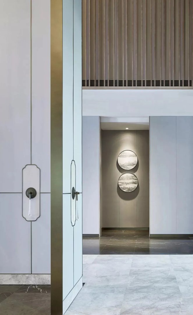 黄鹤楼中吹玉笛，江城五月落梅花的武汉，自古就被誉为“江城”，...