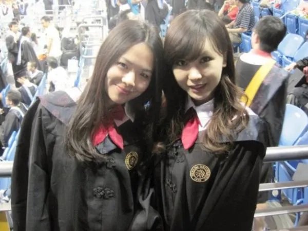 夏茗悠老公大神半身照